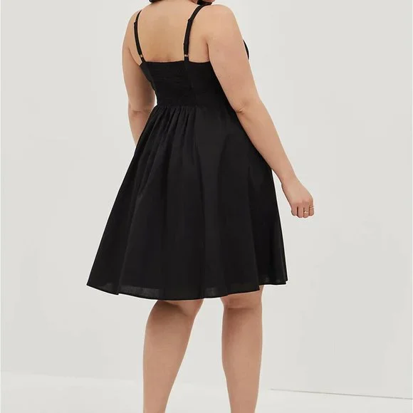NWT Torrid Poplin Tie Front Skater Dress Smocked Black Plus Size 1 1X H12802 - Picture 9 of 12